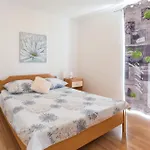 In With Kitchen דירה פובליאנה