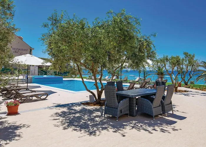 Apartament In With Kitchen *